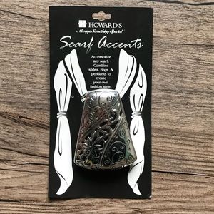 NWT Scarf Accent / Accessory